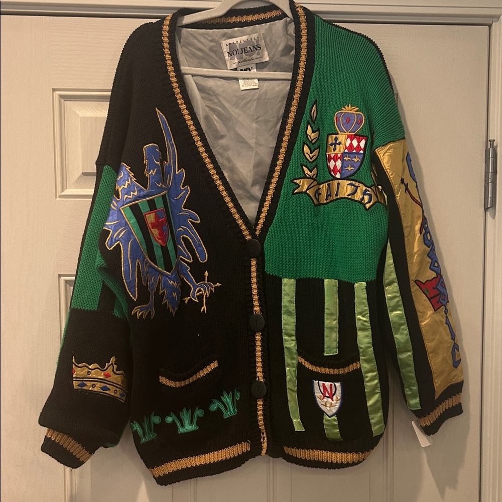 Men's Black and Green Sweater